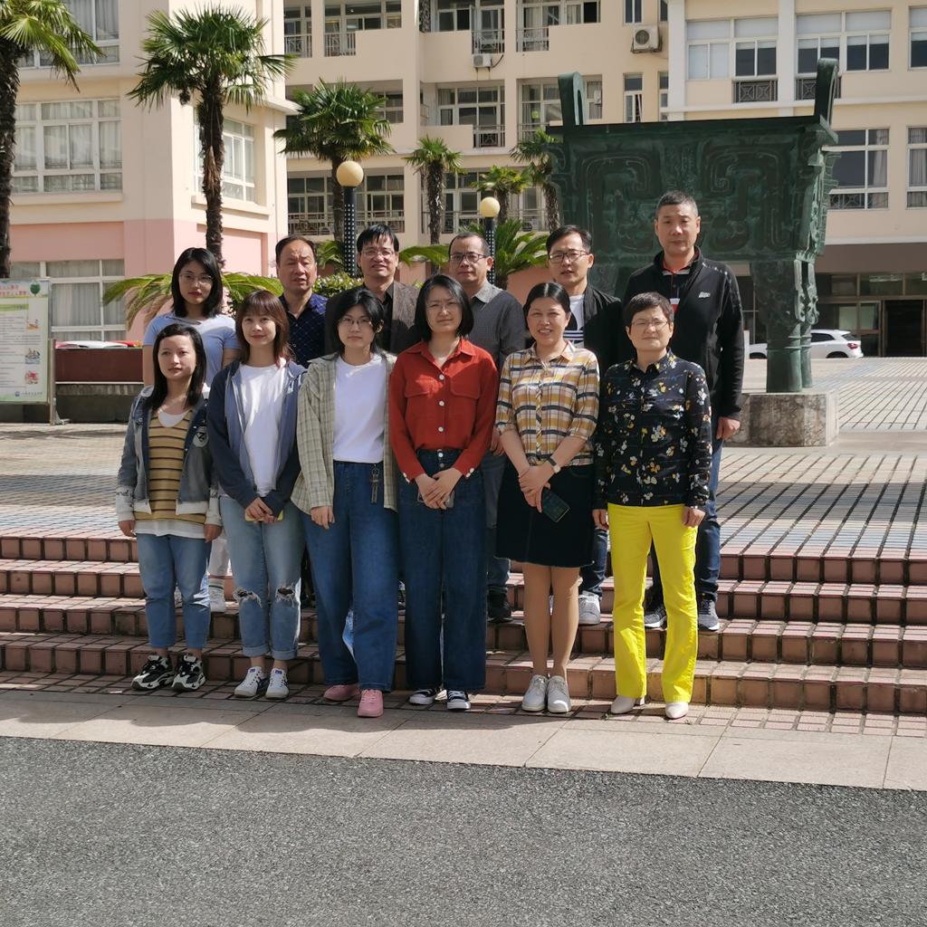 cf3a614eaa17998f8d54e42091f756e.jpg